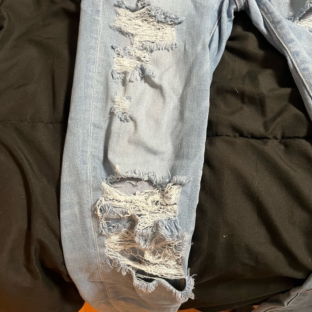 American Eagle Outfitters Ripped Blue Boyfriend Jeans Size 0 - Picture 3 of 8